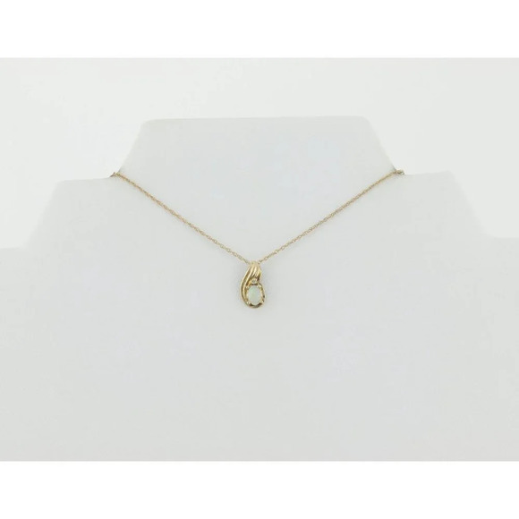 10k Yellow Gold Natural Opal and Diamond Necklace 18" Chain - Picture 7 of 9